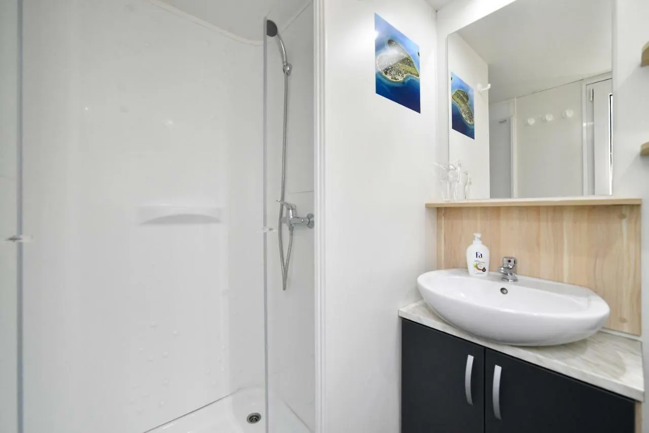Mobile Home Meeli Biograd Na Moru