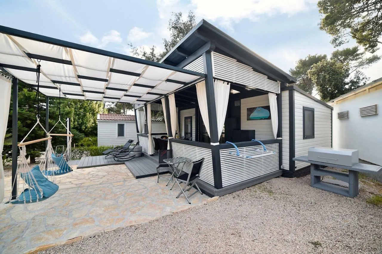 Contacts de Mobile House Livil Camp Soline